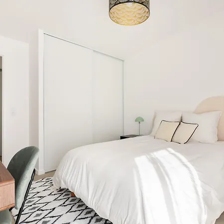 Apartment Jolie Maison Lumineuse, Calme Et Cozy